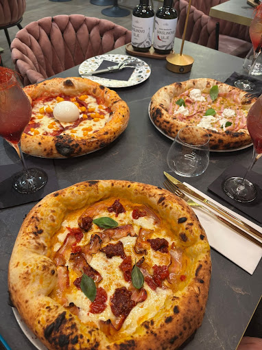 Restoran Kono Napoletana pizza and Bar - Slika 1